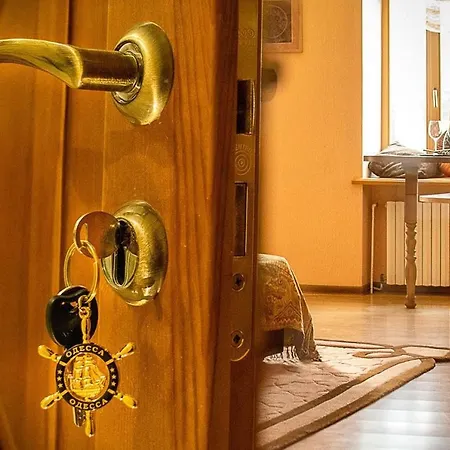 Mini-hotel In The Very Heart Of